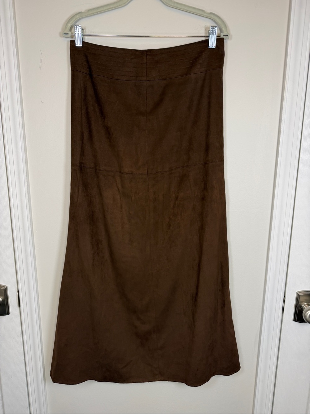 VINTAGE 90s INSANE BCBGMAXAZRIA Brown Faux Suede 2-Piece Skirt Set 6 Small Y2K - Picture 3 of 13